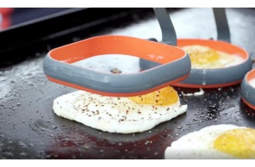 Overmoulding Silicone-Customizable liquid silicone food grade egg ring omelette 